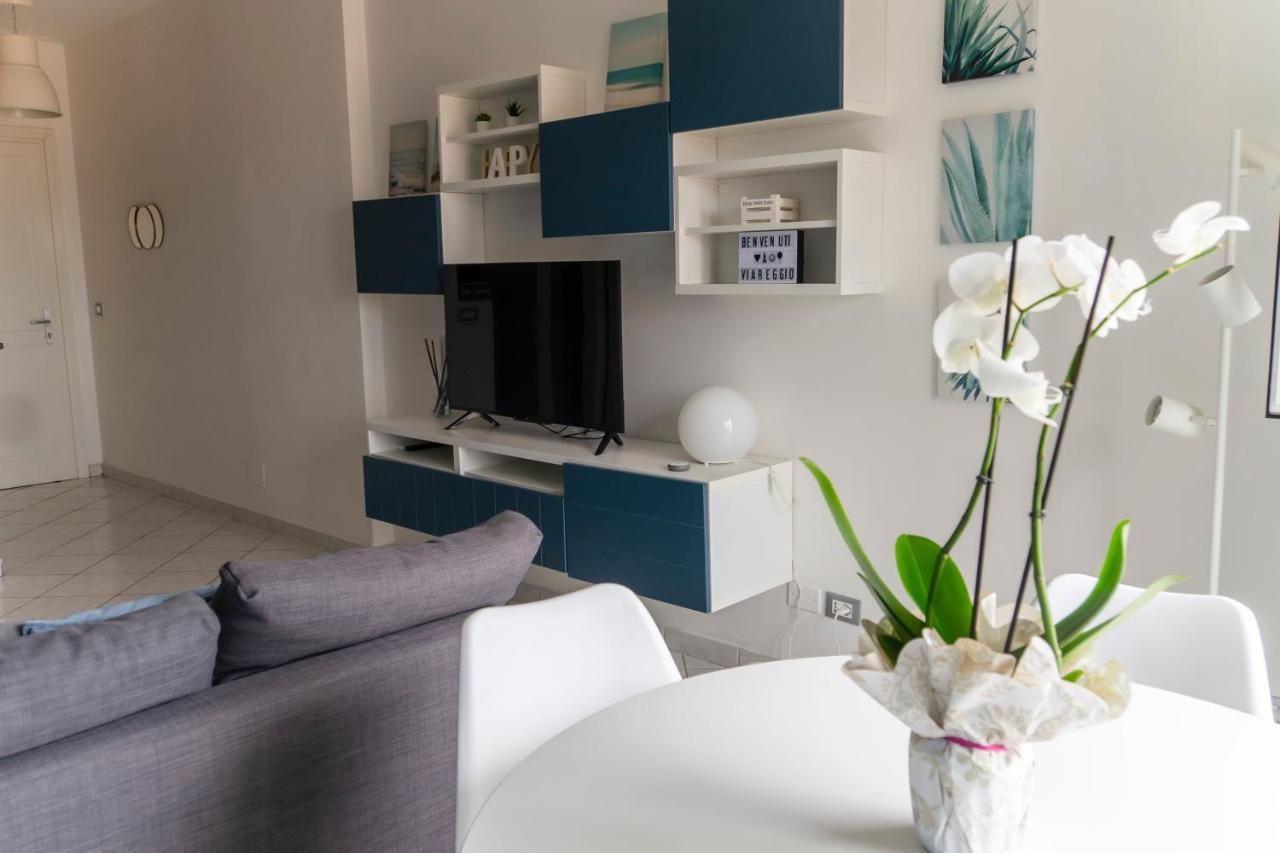 Ad Un Passo Dal Molo Con 2 Biciclette Incluse Apartment Виареджо Екстериор снимка
